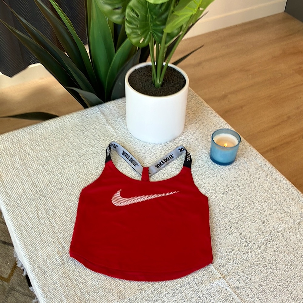 Nike Dri-Fit Crop Top